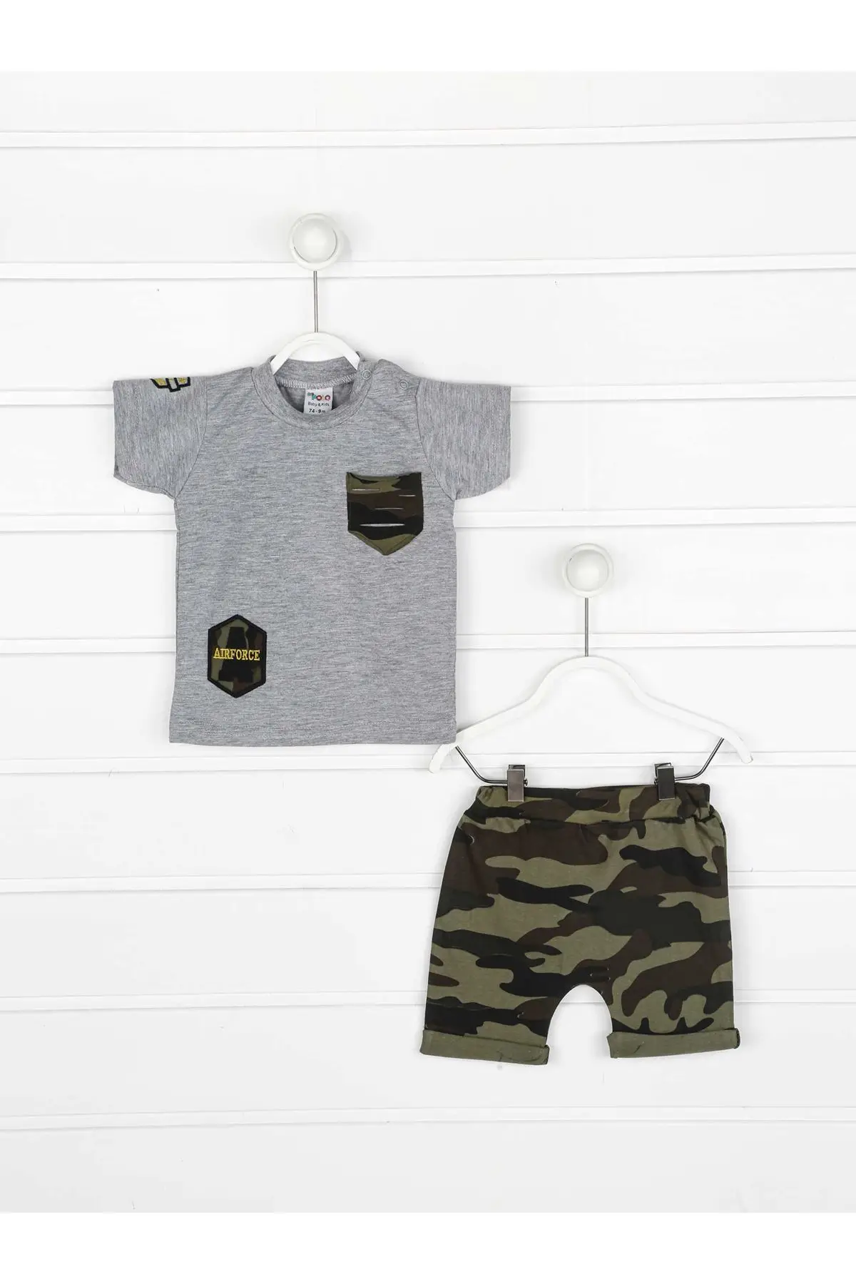 Серый Камуфляжный костюм с шортами для мальчиков |