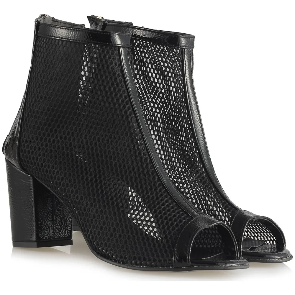 Firefly the train job. Летние сапоги женские. File bot. File bot. Летние сапоги в дырочку.