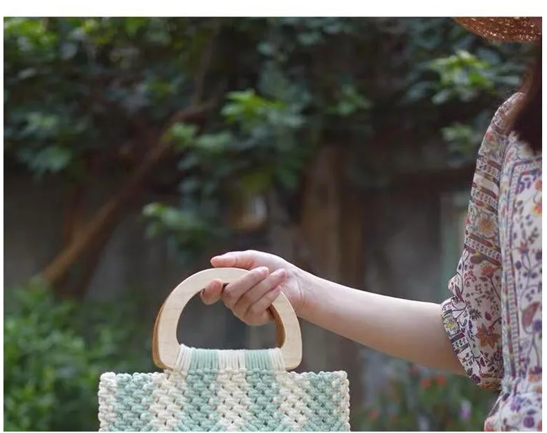 

Factory Wholesale 2021 New India Style Female Fashion Spring Wooden Handle Handbag Geometric Pattern Knitting Tote Bag