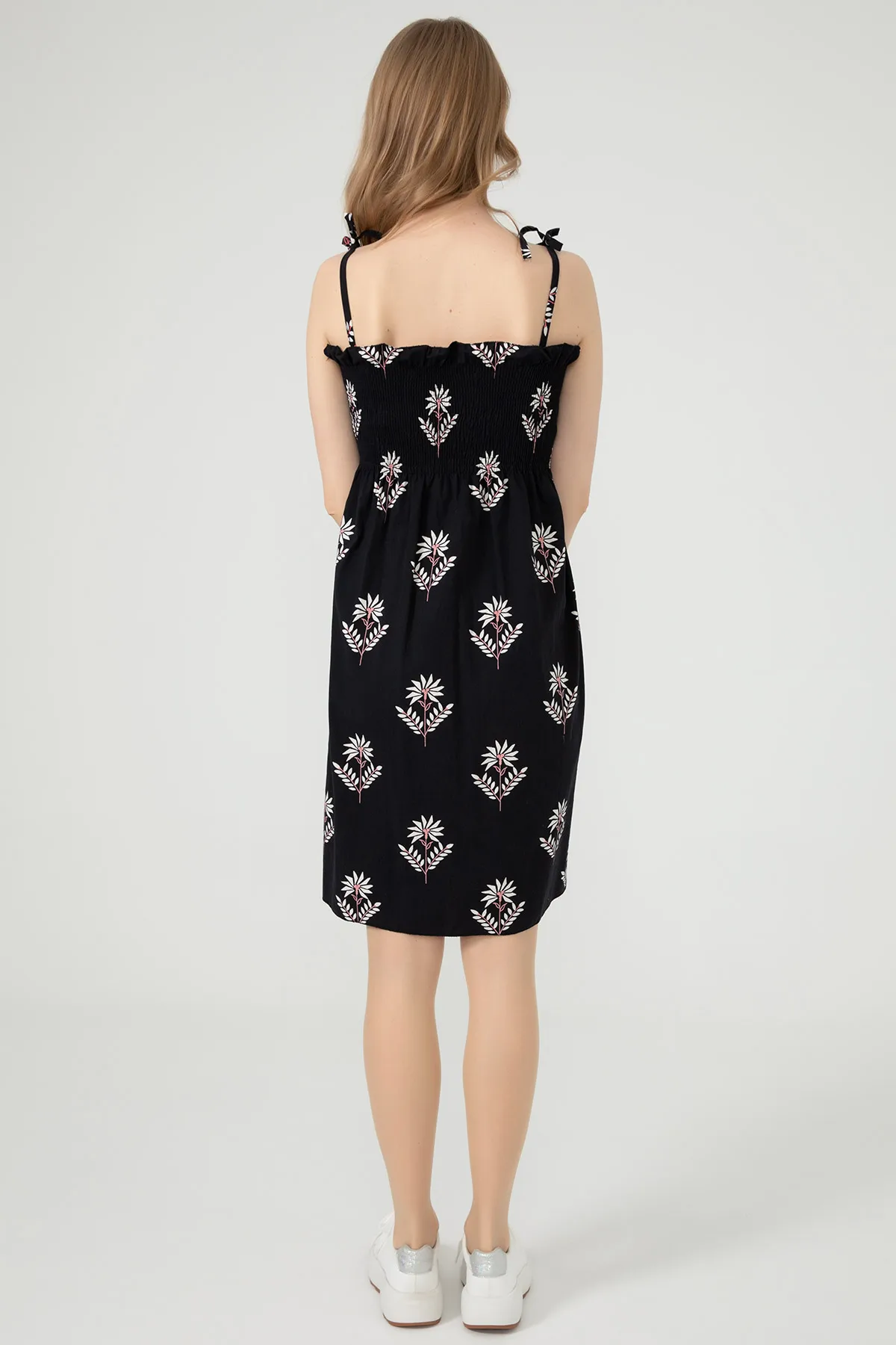 

Floral Print Black Dress