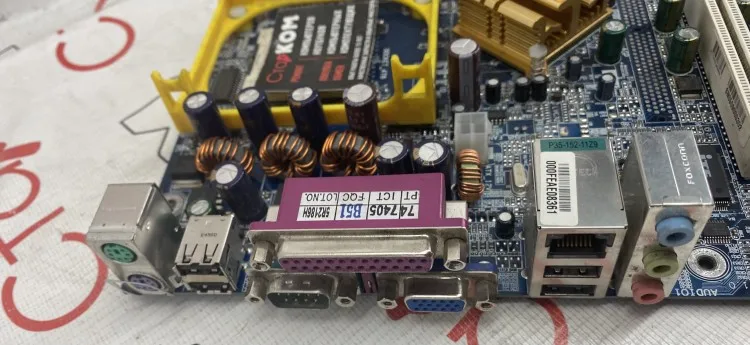 Motherboard GIGABYTE GA-8I865GVMK Socket 478 | Компьютеры и офис