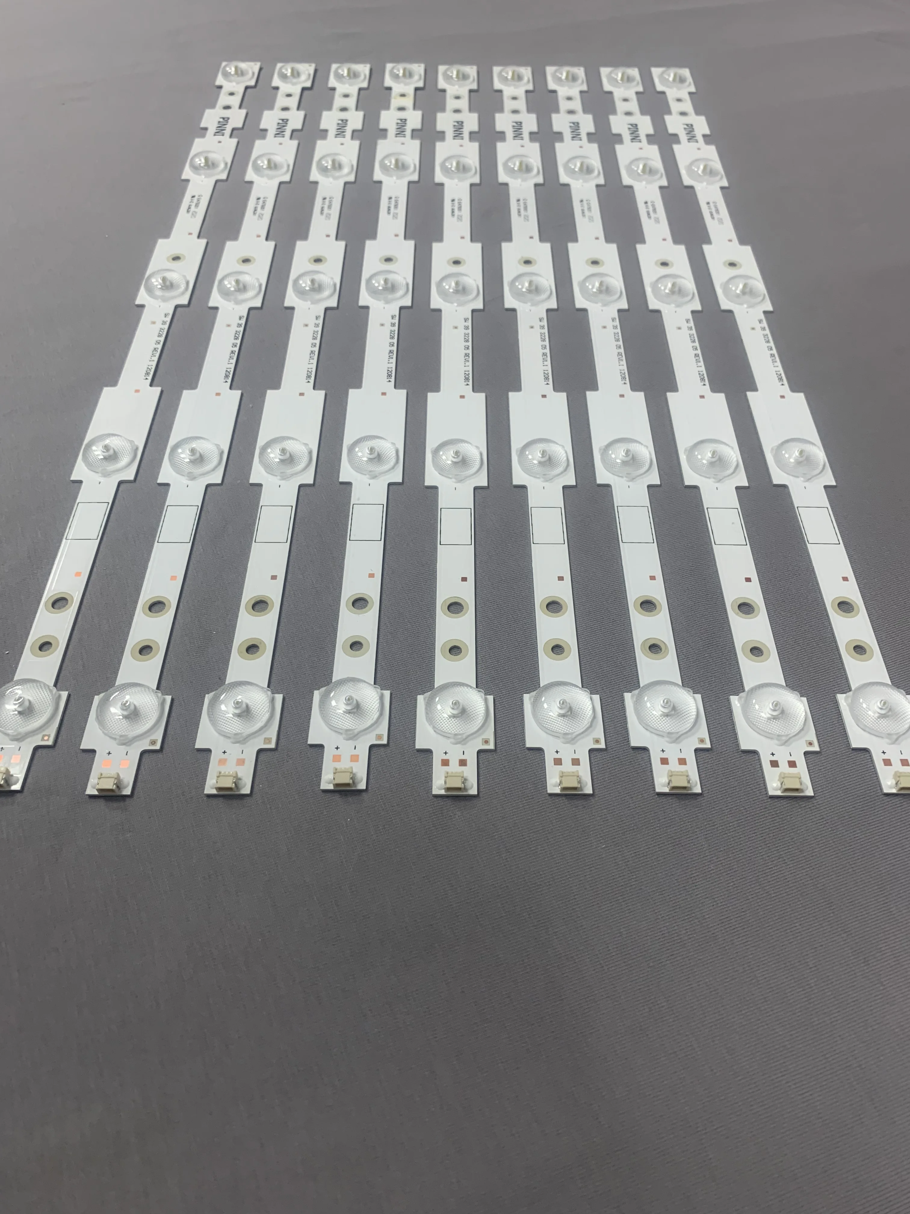 TV LED light SW 39 3228 05 rev1.1 | Электронные компоненты и принадлежности