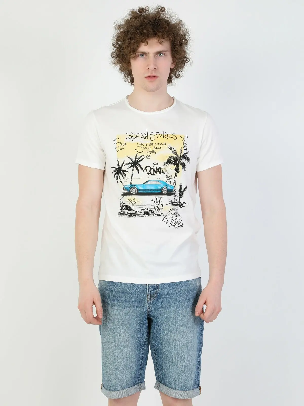 

Colins Men Regular Fit Off White Short Sleeve Tshirt