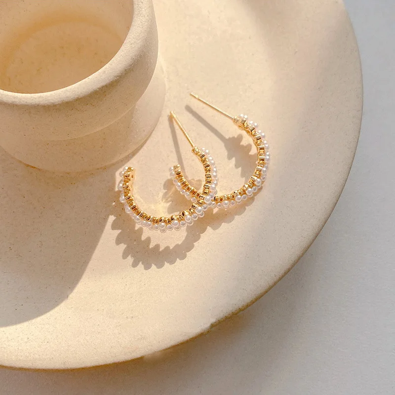 

Exquisite Fashion Imitation Pearl Earrings For Women Korean Ring Stud Earring Girl Party Jewelry Gift Wholesale Gold Accessories