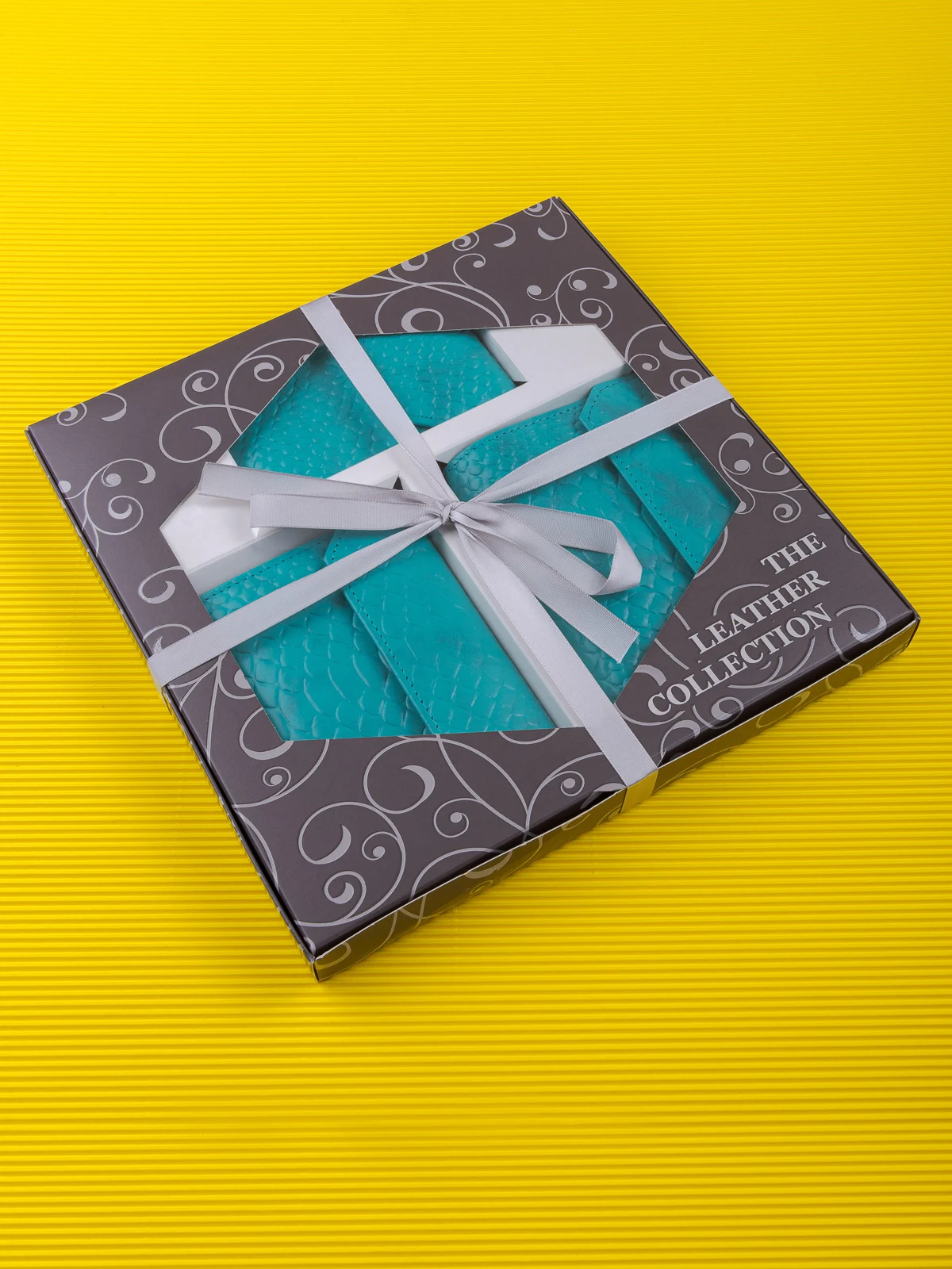 Рисунок 3 - Подарочный набор  «3 в 1» из кожи