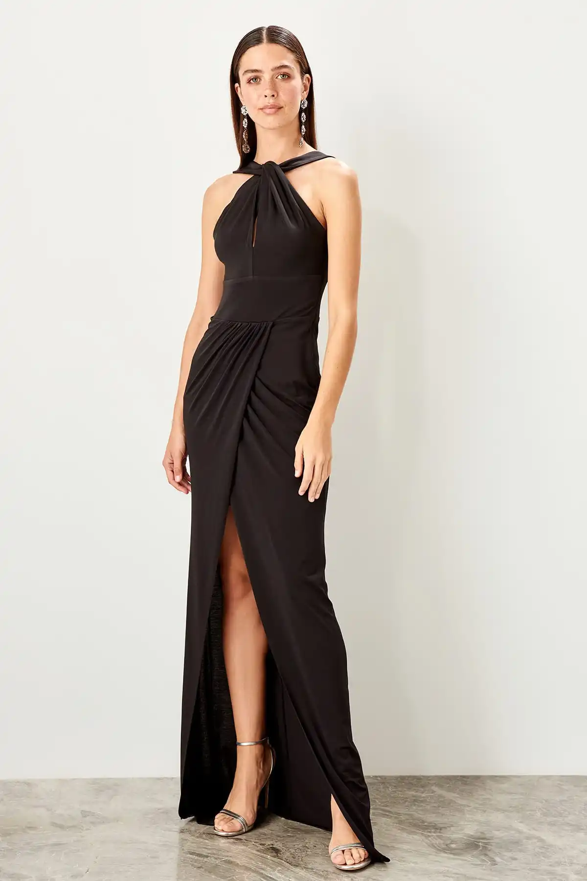 Trendyol вечернее платье с воротником TPRSS19BB0408