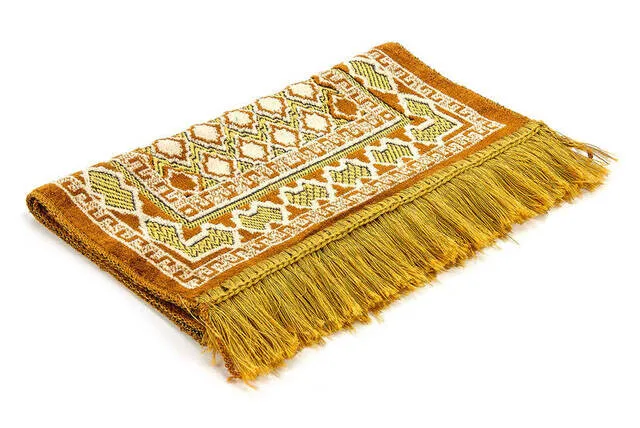 

Islamic Thick Velvet Prayer Rug, Arabic Sajjada, Turkish Namazlik Carpet Mat
