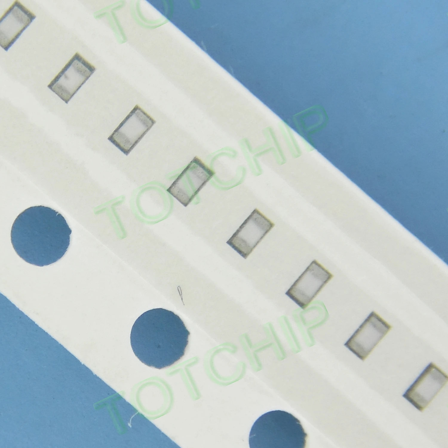 100pcs VHF1005051N01 0402 Ferrite filter |