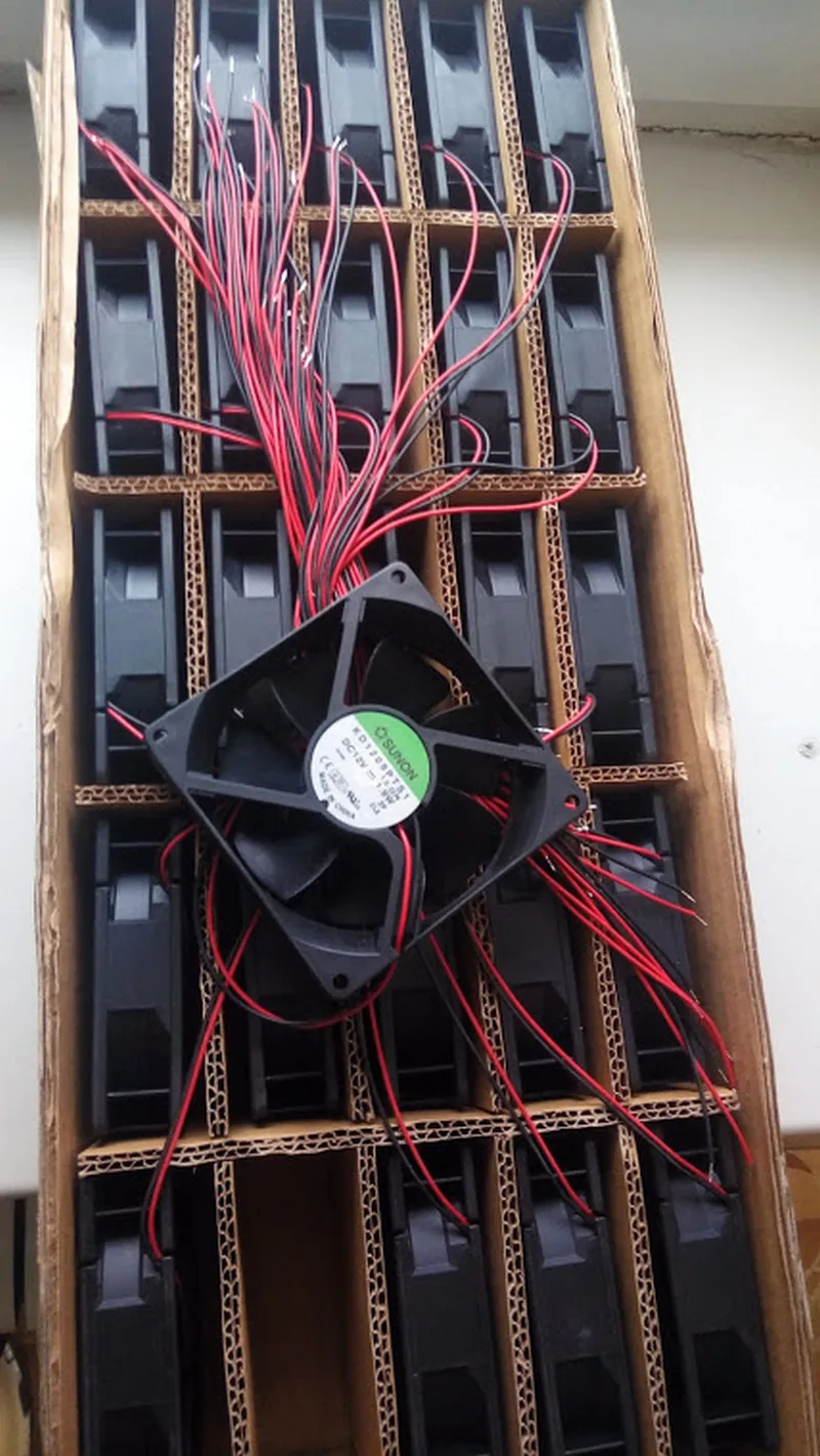 Вентилятор 12V 92x92x25mm 2pin SUNON KD1209PTS1 JAMICON JF0925S1M для сварочного аппарата fan for welding machine |