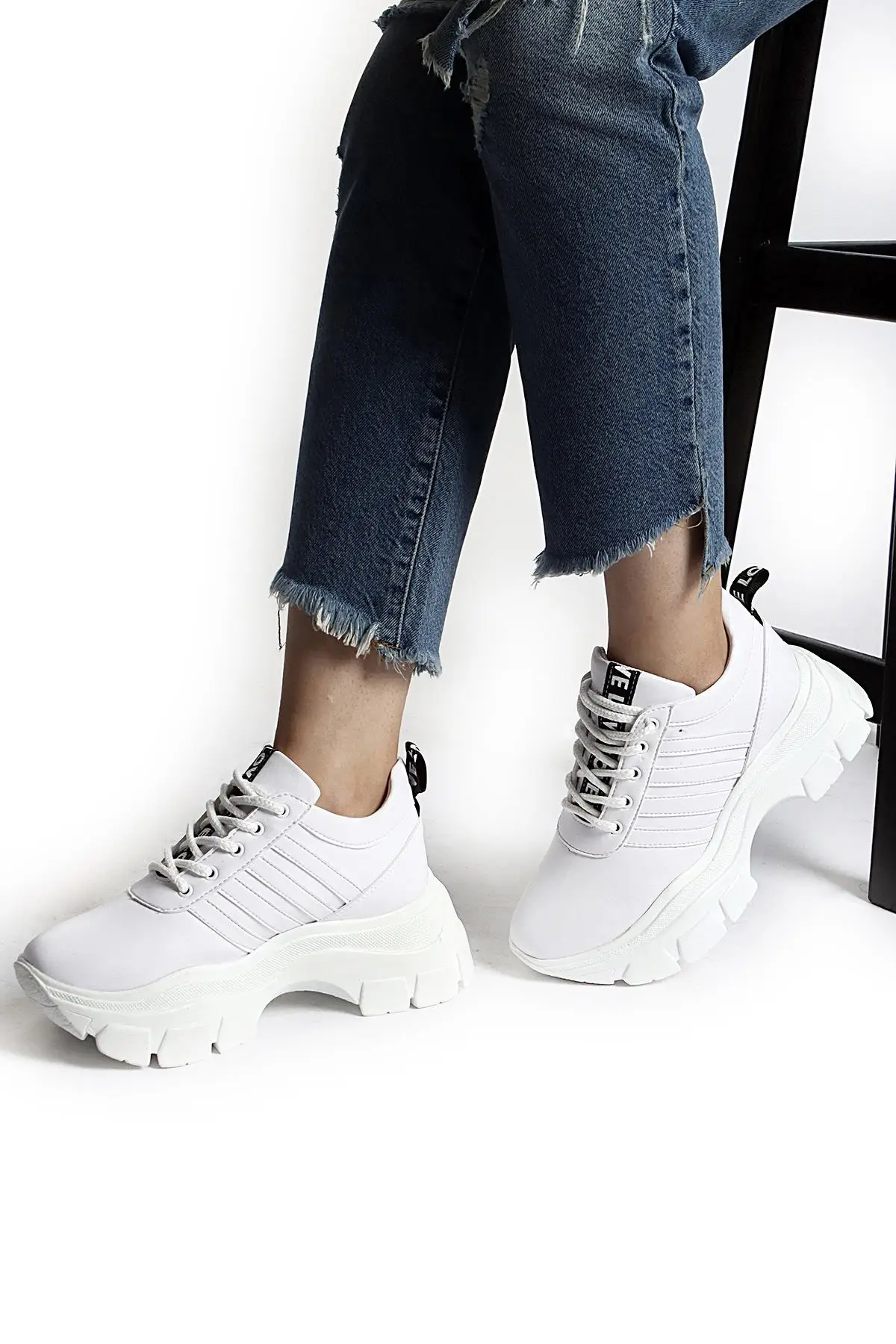 

Women's Platform Sports Daily Sneaker SOBY11020001