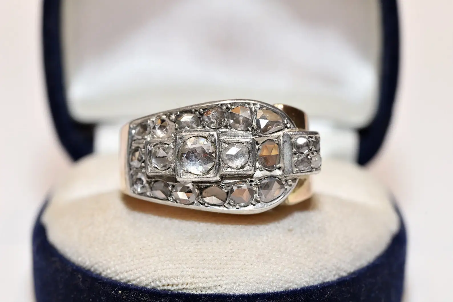 

Vintage Original 14k Gold Natural Rose Cut Diamond Decorated Knight Pretty Strong Ring