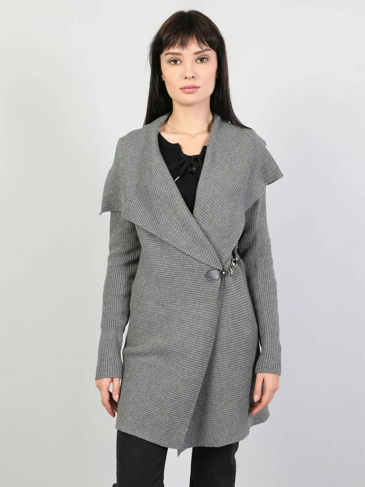 

Woman Cardigan CL1044859