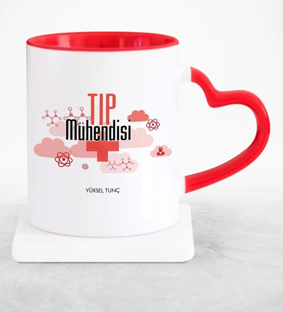 Персонализированный профессиональный медицинский инженер красная чашка в форме