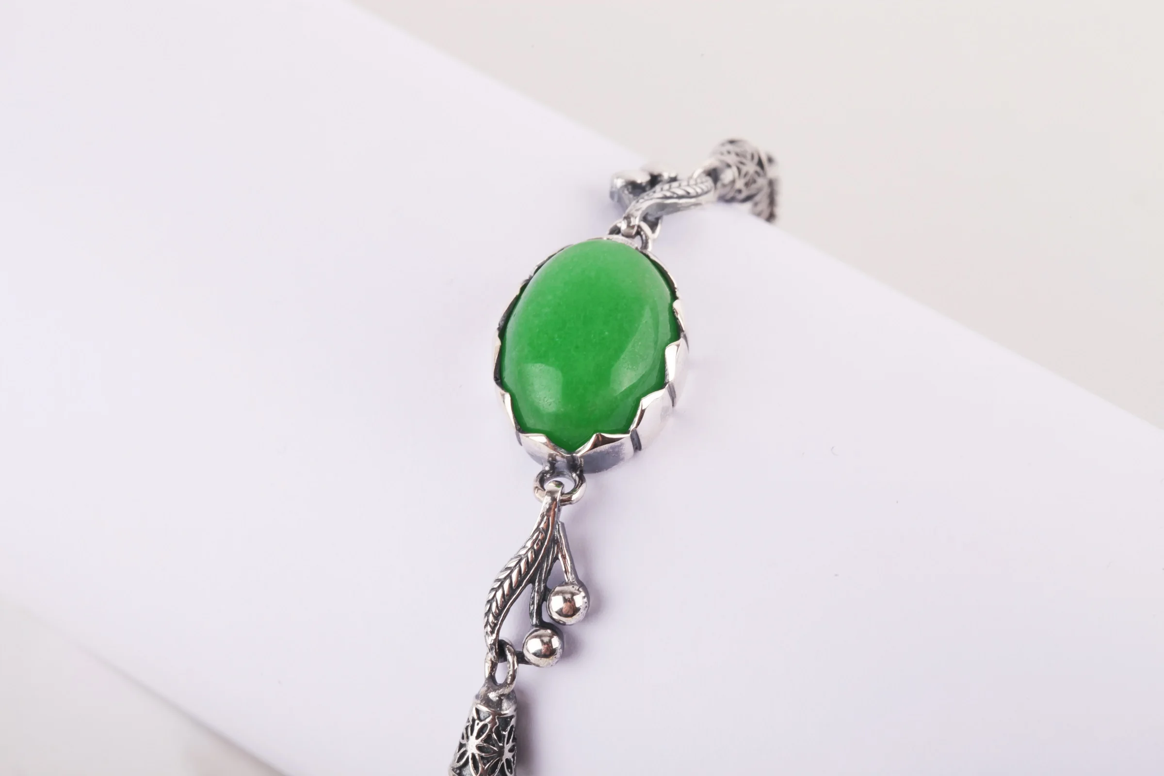 

Ювелирные изделия UM US, Φ серебряный браслет