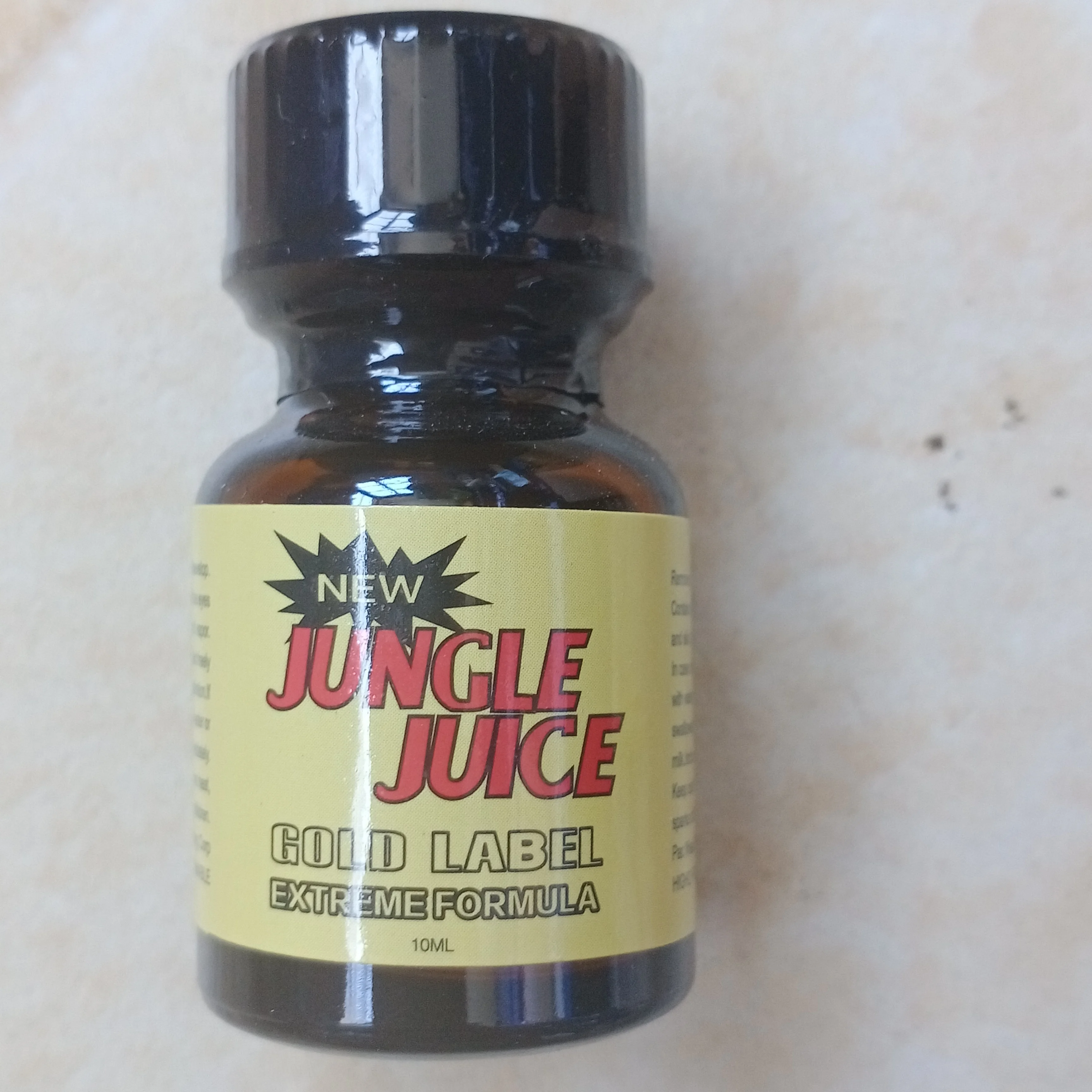 

Gay brand Oringinal Leather cleaner poppers liquid 10ml (junglejuicegoldlabel)