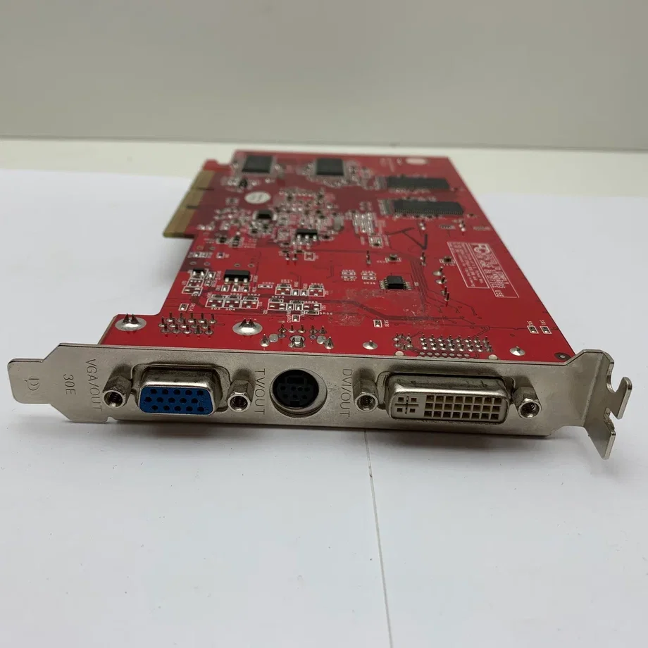 Видеокарта Palit Radeon 9550 128mb 128bit AGP8x |