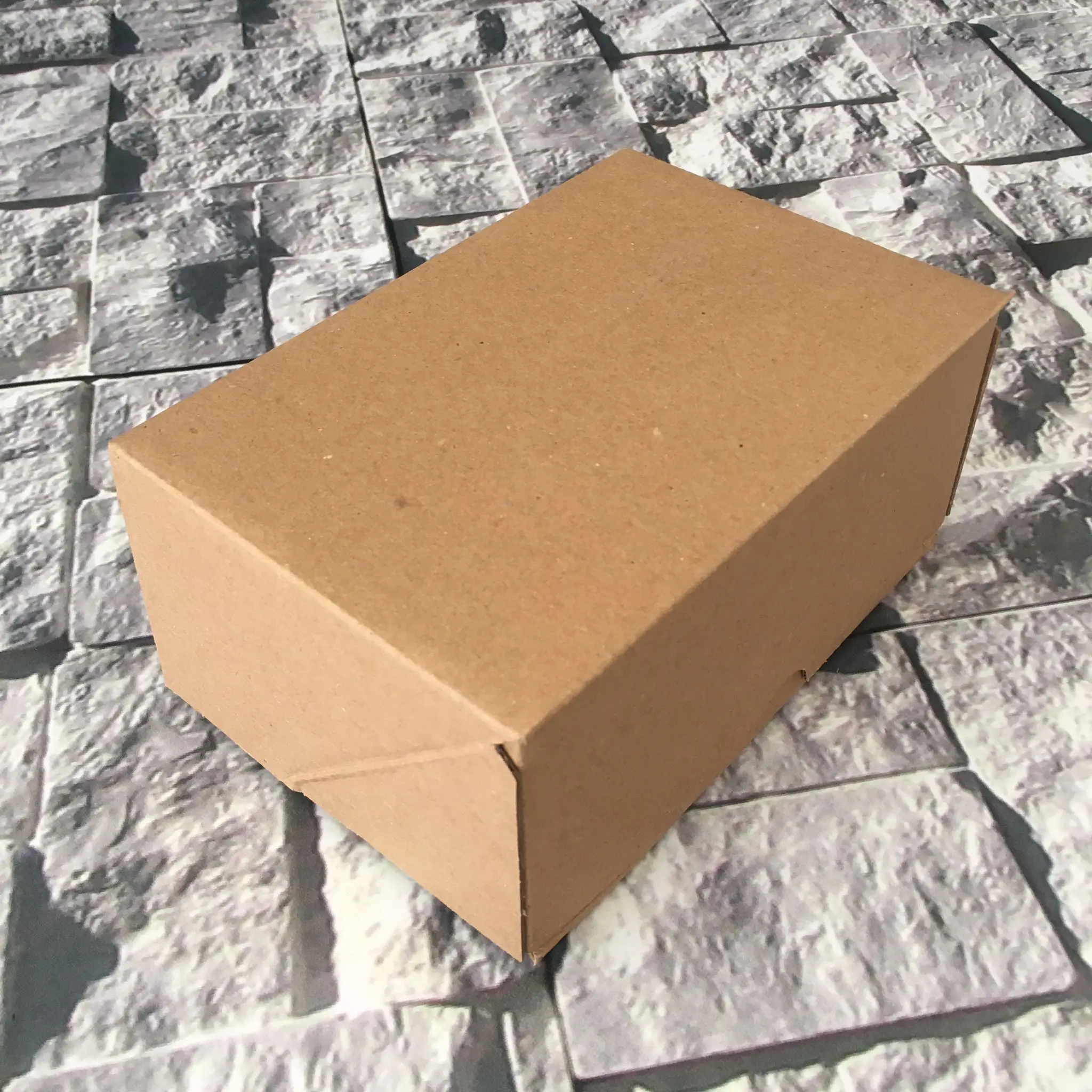 

Strong Shipping Boxes Multi Size Cardboard Packaging Mailing Wedding Party Favor Gift Box Soap Chocolate Candy Storage Carton