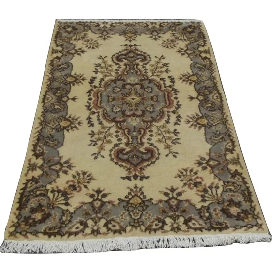 

Gorgeous Hand-Woven Carpet sister Zehra Vase Wool Carpets,Hand Woven,Turkey,Home Textiles, anatolia, Wool,Decorative,Weaving