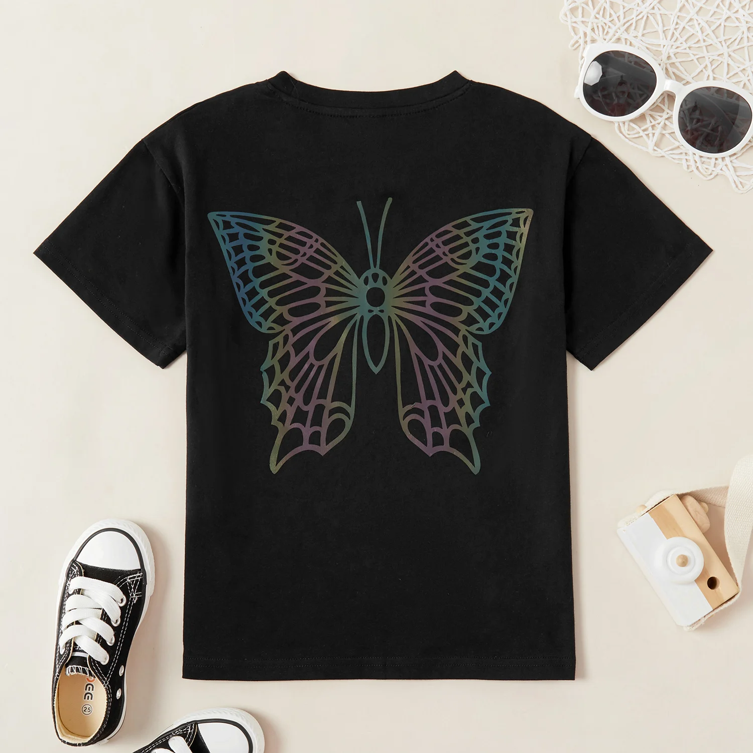 

PatPat 2021 New Summer Kids Girl Butterfly Letter Print Tee
