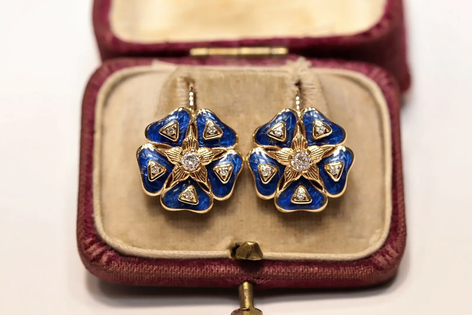 

Серьги из 14-каратного золота в викторианском стиле, с эмалью