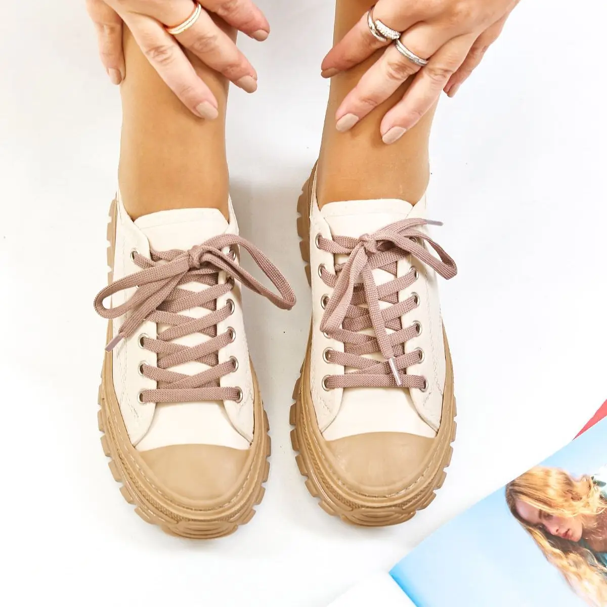 

Glory Beige Women Sneaker Casual Breathable Comfortable Platform Sport Shoes Fashion Design Elegant Running Walking Lace Up Ladies Shoe Sneakers