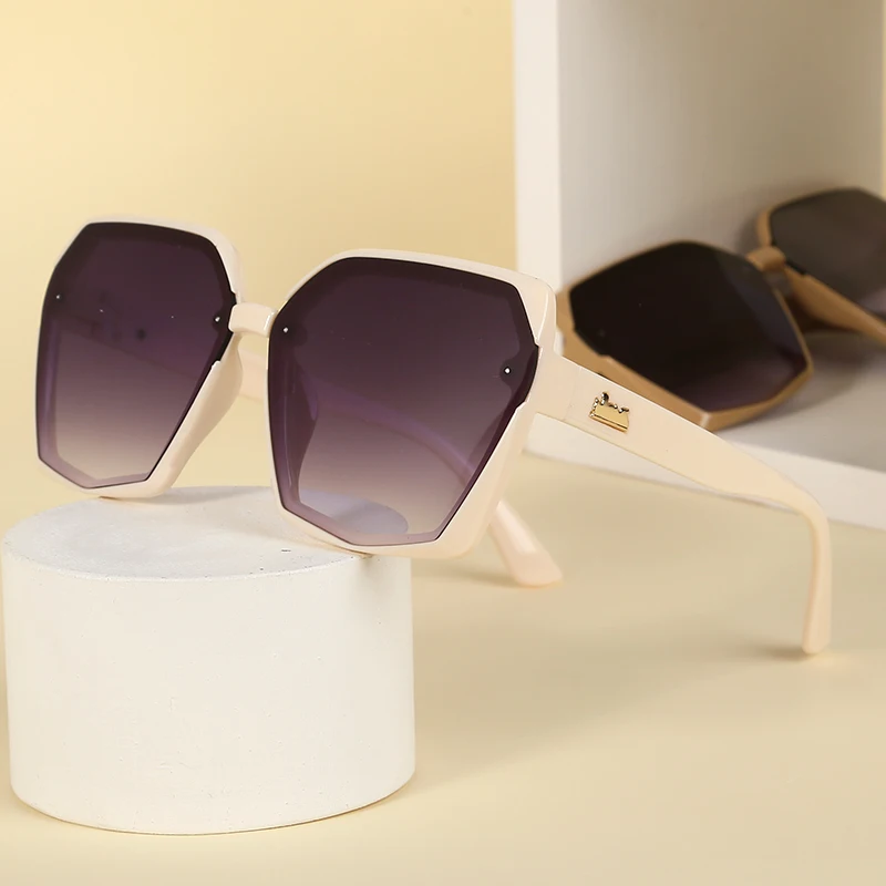 

NatuweCo Oversized Women Fashion Sunglasses UV400 Polygon Sun Glasses Eyewear 7 Colors Orange Green White Sunglasses For Girls