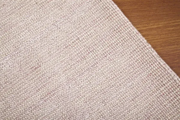 

CATENA LIGHT PINK HANDMADE RUG