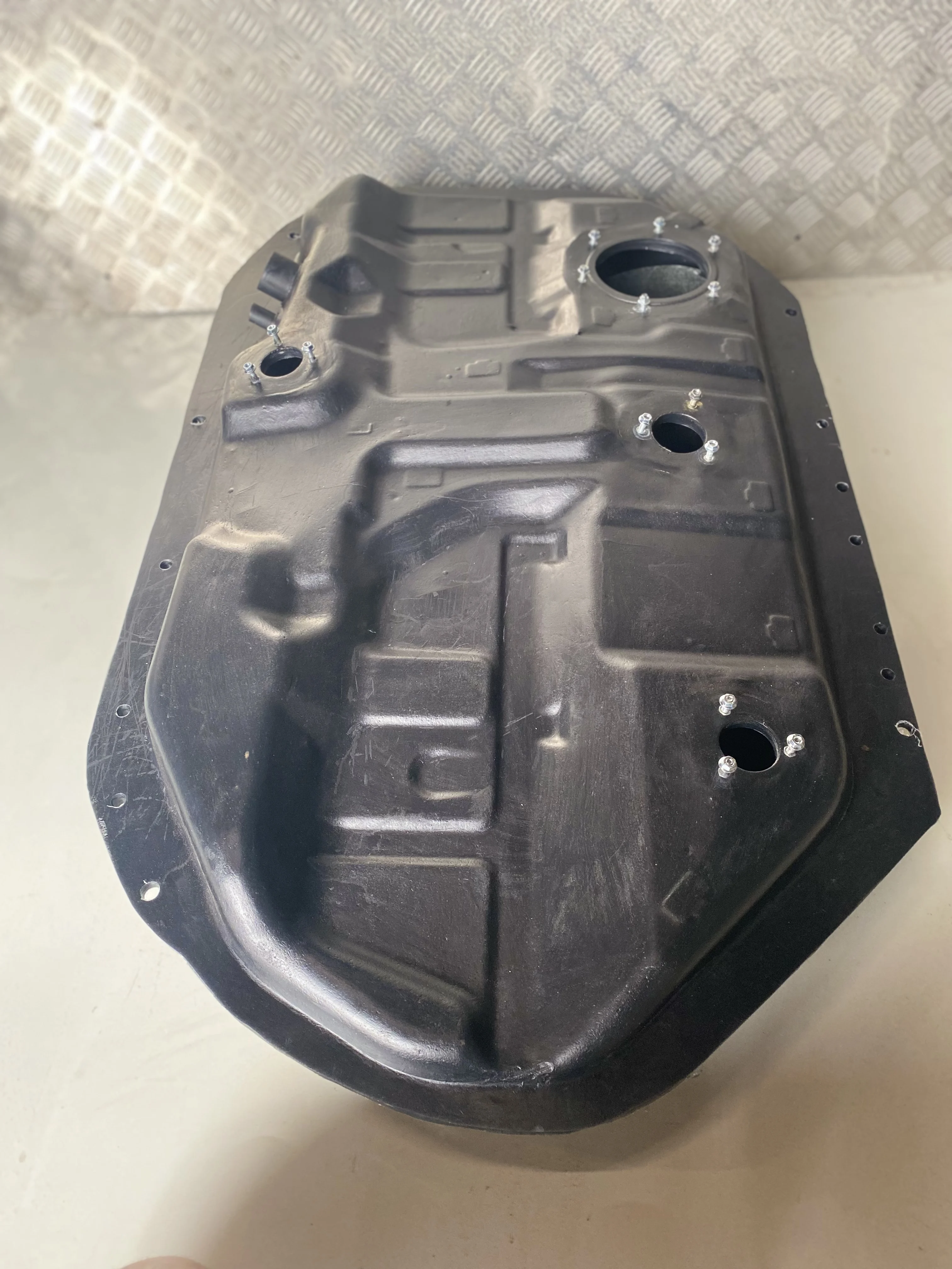 Топливный бак Mitsubishi Lancer 9|Топливные баки| |