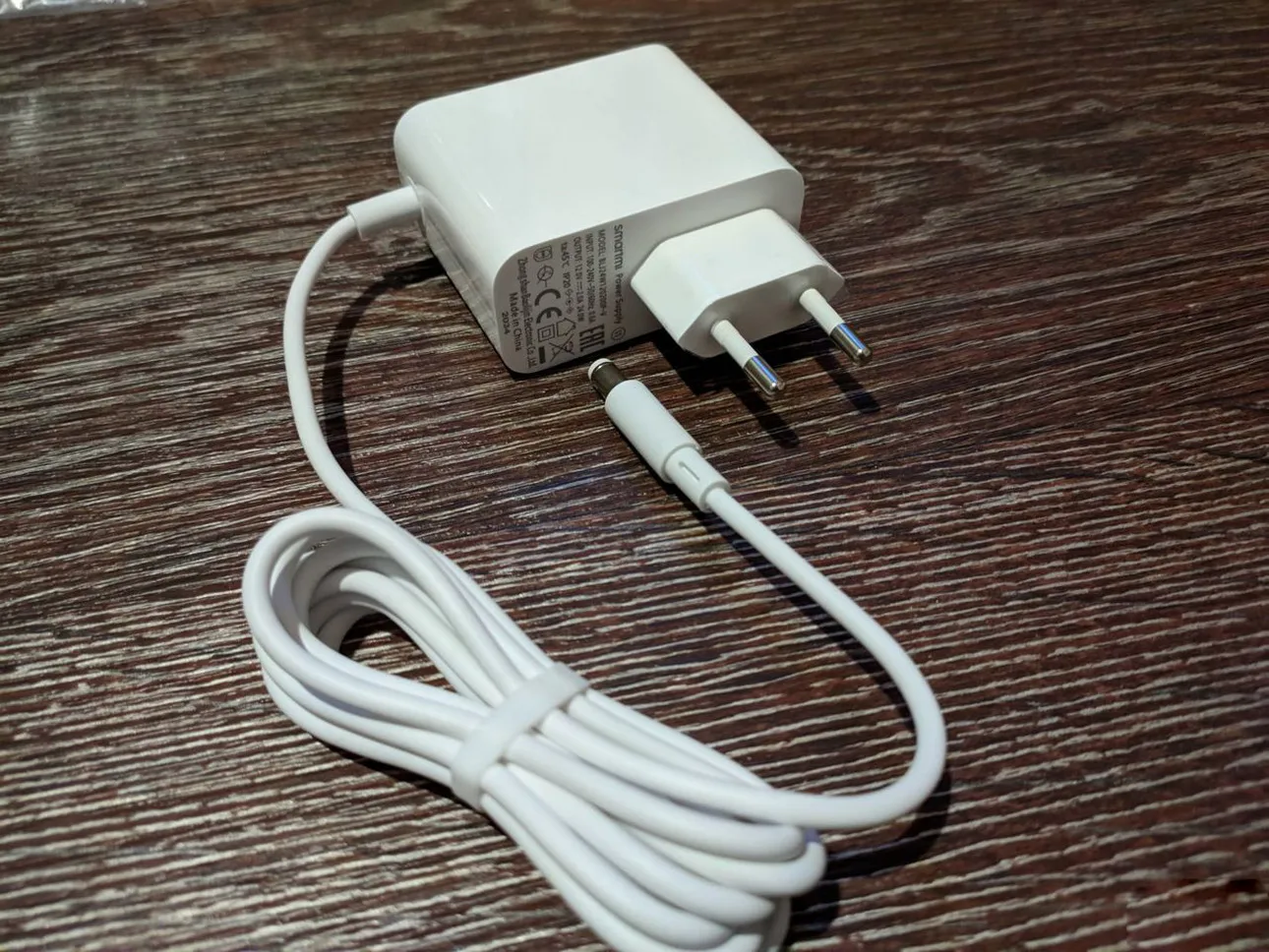 Power supply for monitor Xiaomi Mi desktop 1C: 12.0V 2.0a 24.0w |