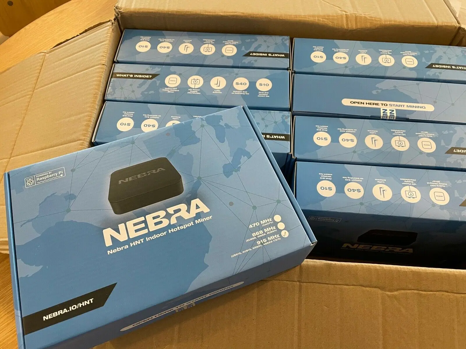

SC...Nebra Helium Hotspot - Indoor - HNT Miner -IN HAND - Next Day Ship!!(US/CA 915 & UK/EU 868)
