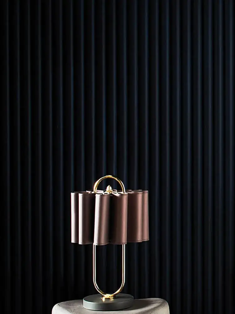 Iluminação de Mesa Design de Metal Decoração para Casa Interior Tecido Moderno Quente Ferro Corpo Ceilling Iluminação Indireta E27 Online shopping