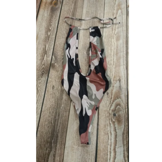 Сексуальный купальник с глубоким V-образным вырезом для женщин цельный