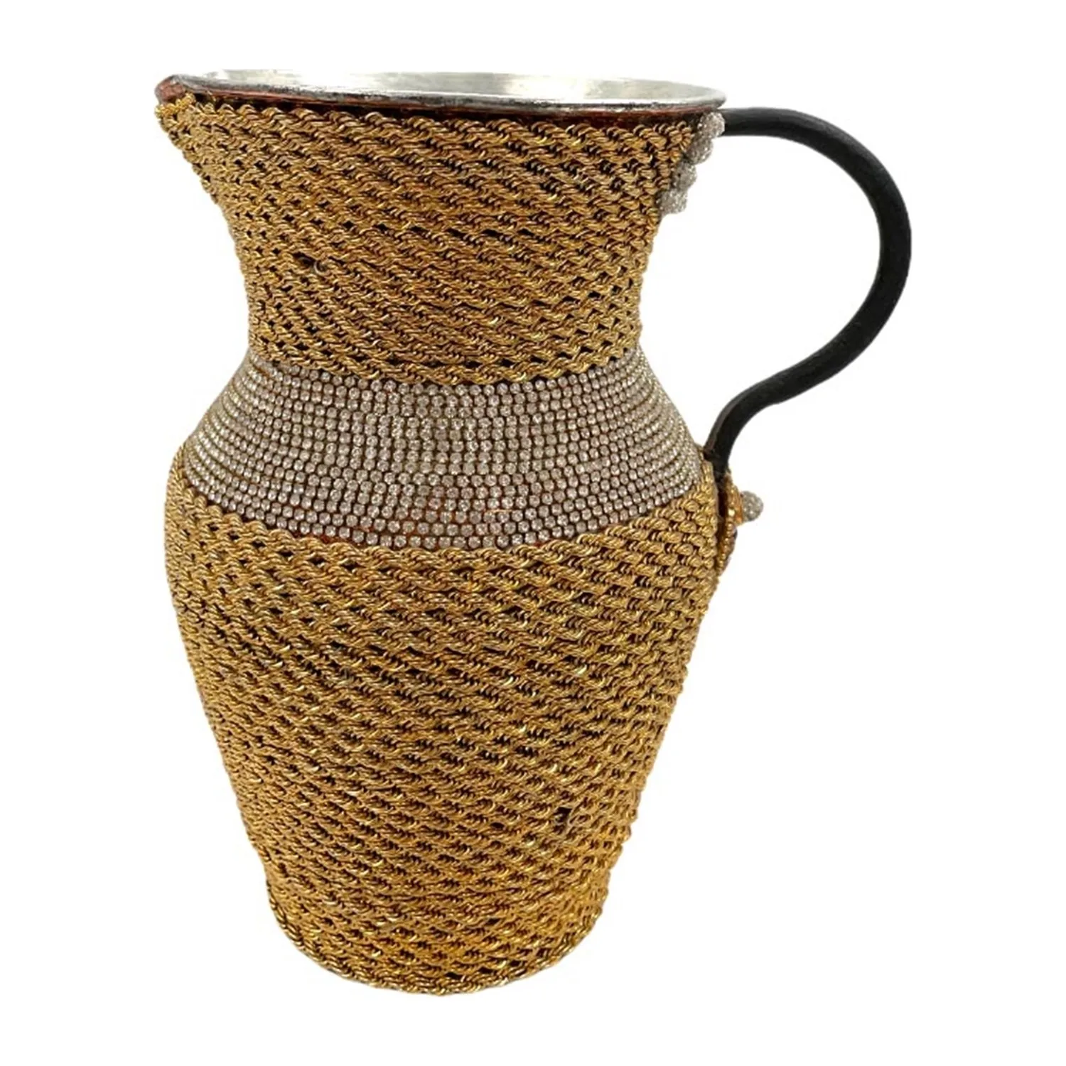 Рисунок 3 - Медный Кувшин из драгоценных камней