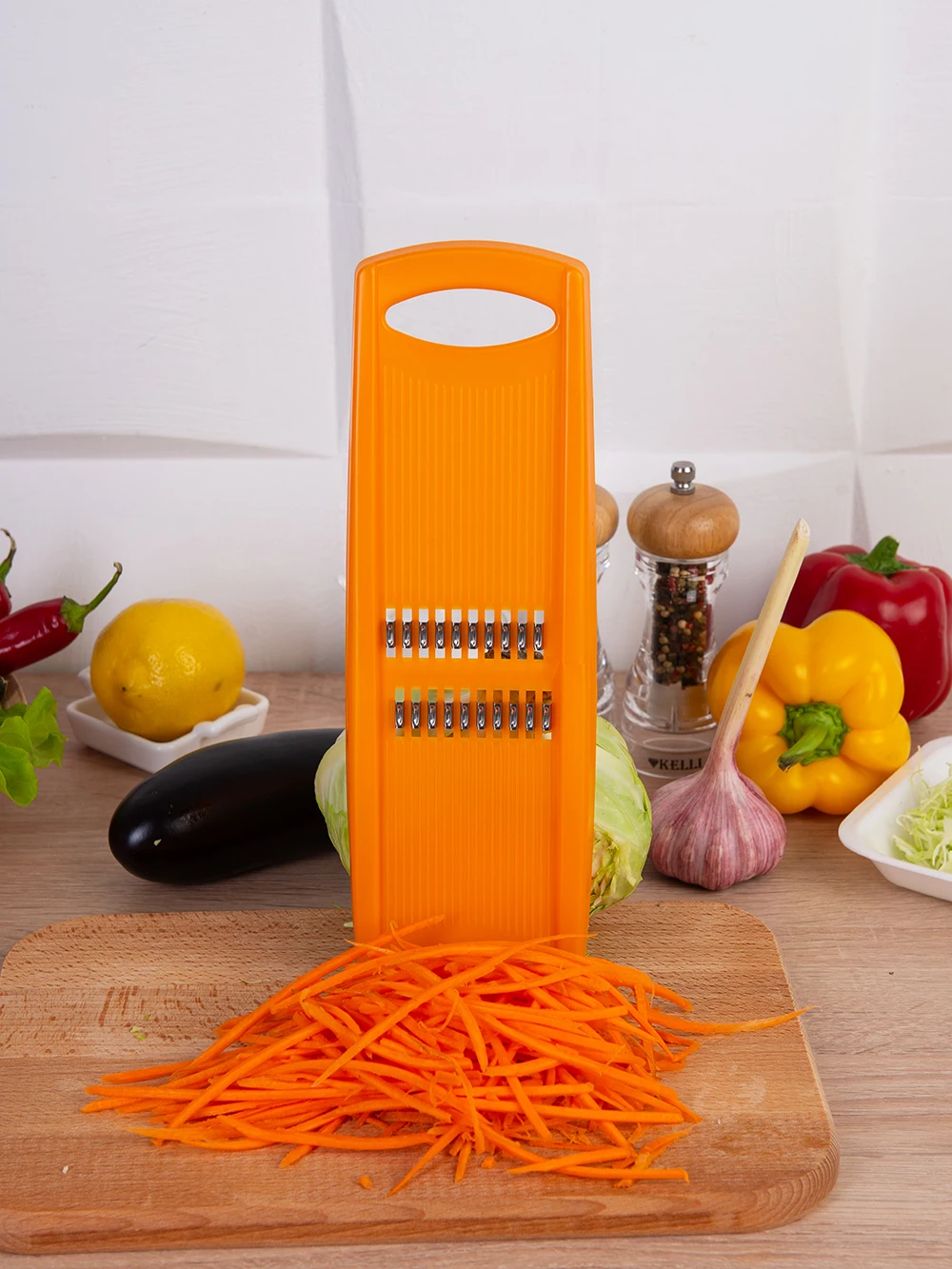 Терка для корейской морковки овощерезка измельчитель овощей и фруктов дома