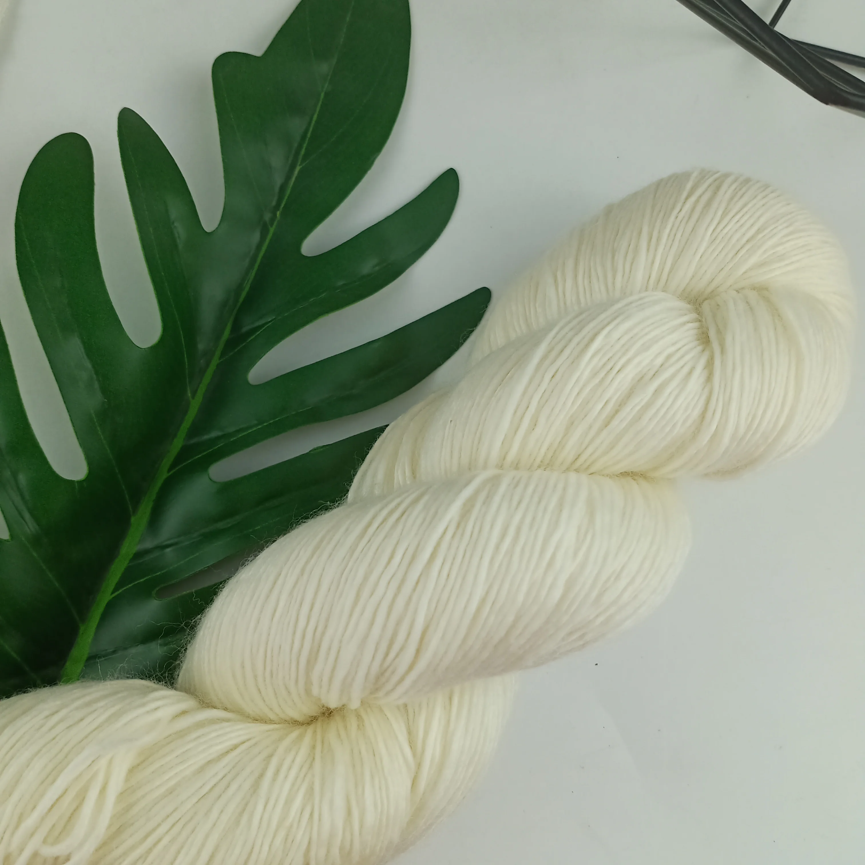 Пряжа Lotus Superwash Merino 1 слойная пряжа натуральная Роскошная длинная плюшевая шерсть мериносовое волокно Неокрашенная ручная вязка своими руками вязание крючком