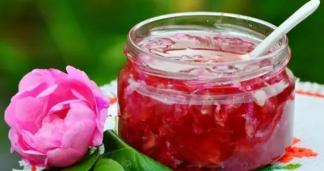 Традиционный розовый джем 1000 г | Дом и сад