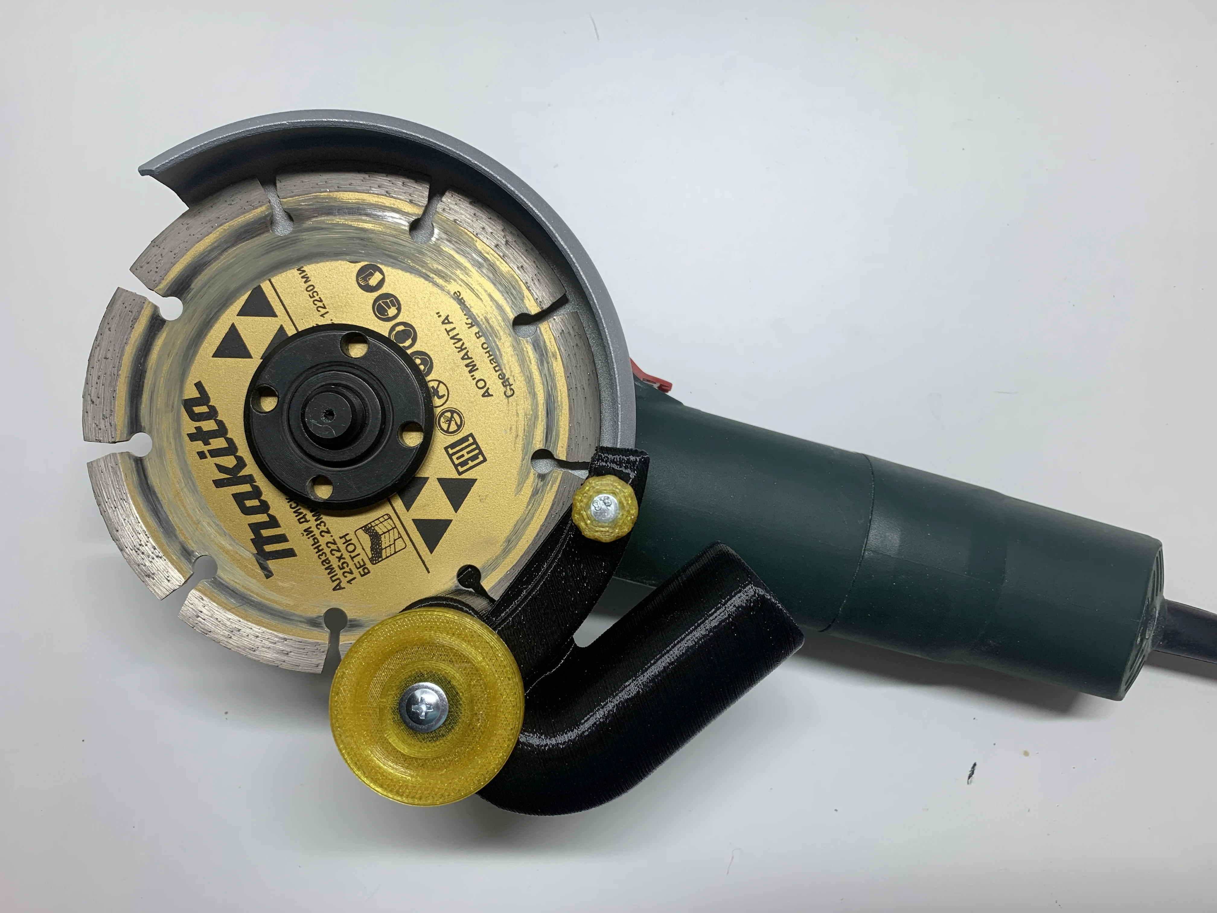 Пылеуловитель для болгарки 125. Пылеотвод для болгарки 125 stl. Пылеуловитель для болгарки 125. Пылеуловитель для болгарки 125. Насадка для болгарки для штробления 125 макита.