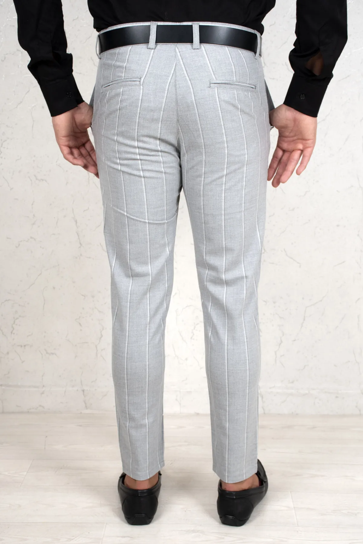 

DeepSEA Gray Sports Tight-Fitting Cut Striped Fabric Pants 2100003