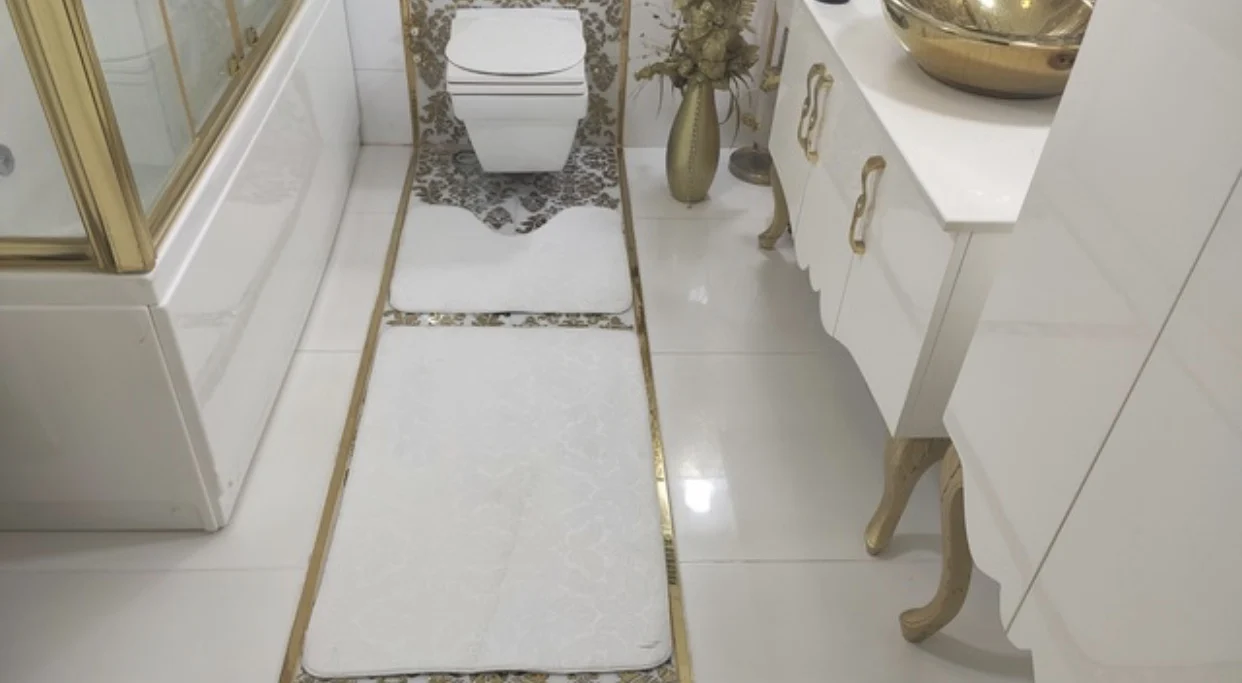 

BotigaHome Kaymaz Taban Gofraj Beyaz Banyo Halisi Klozet Takimi 3'lu Set