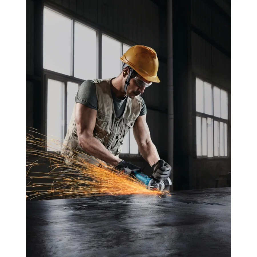 

Bosch Professional Gws 9-115 S Angle Grinder 115mm Angle Grinder Machine