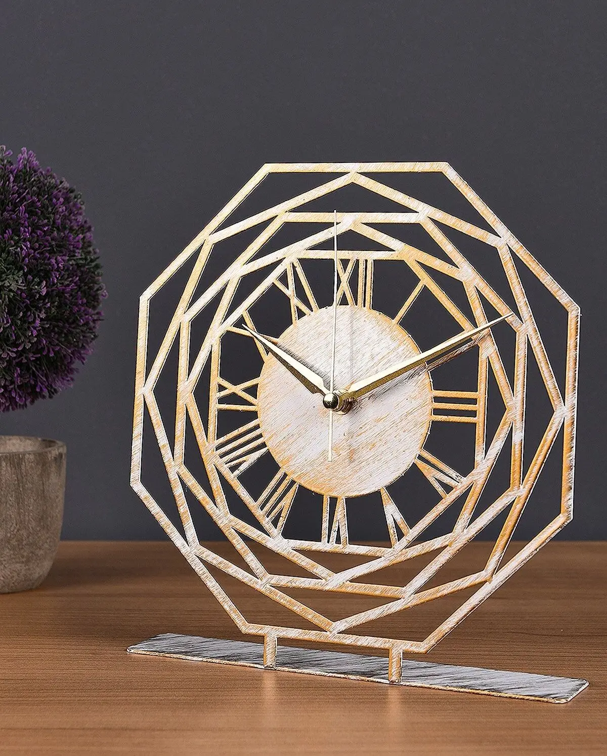

Roman Numeral Desk Clock 2022 Decorations Table Miniature Figurines Fashion Home Decoration Accessories TV Cabinet Decoration Up