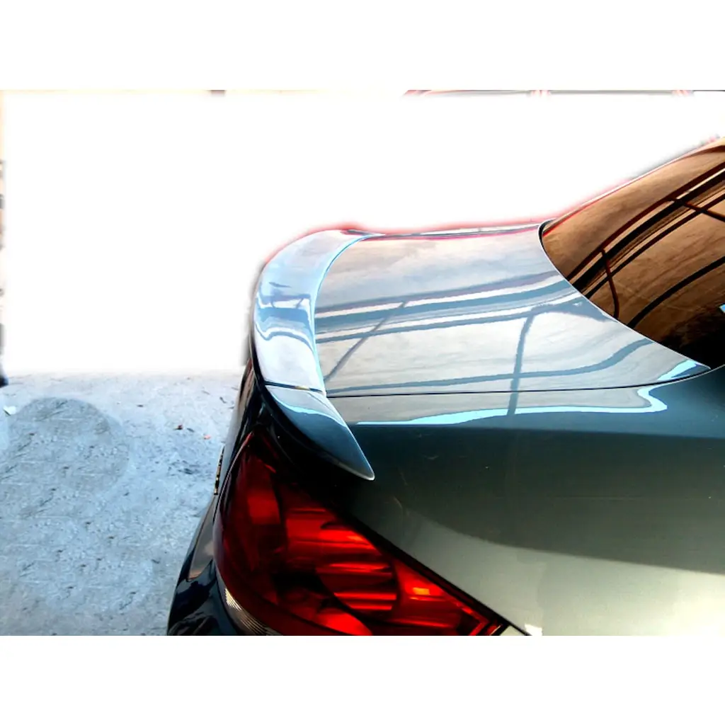 Спойлер из стекловолокна для Fiat Linea 3 шт. |