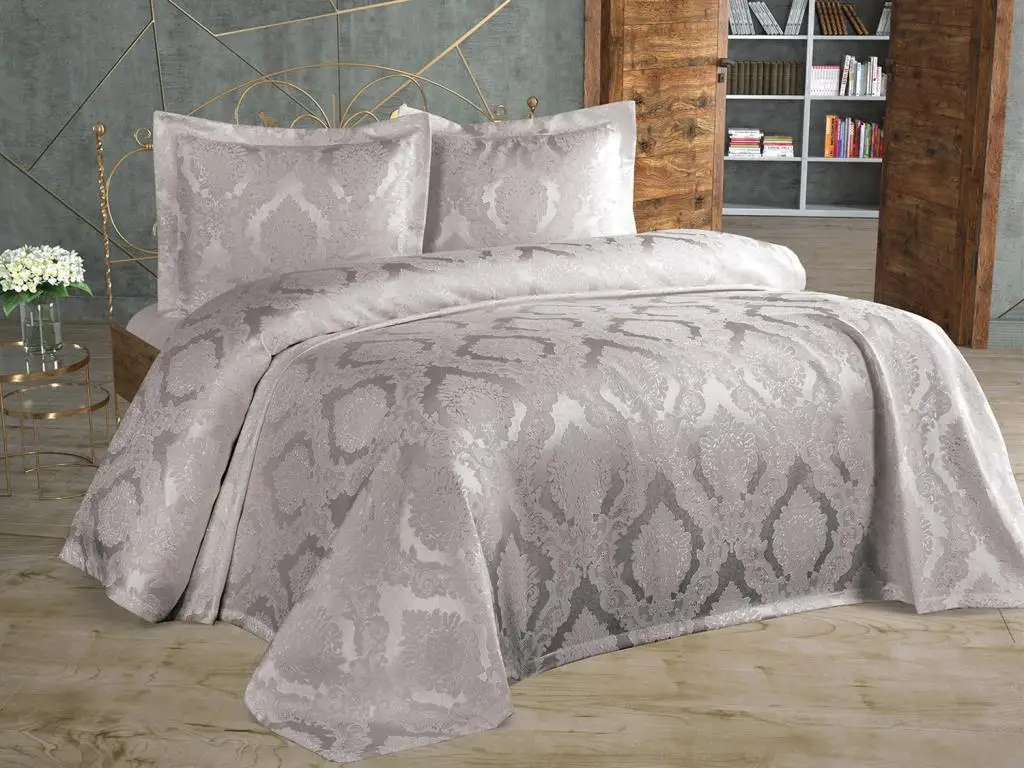 

ulem Jacquard Chenille Bed Cover Gray