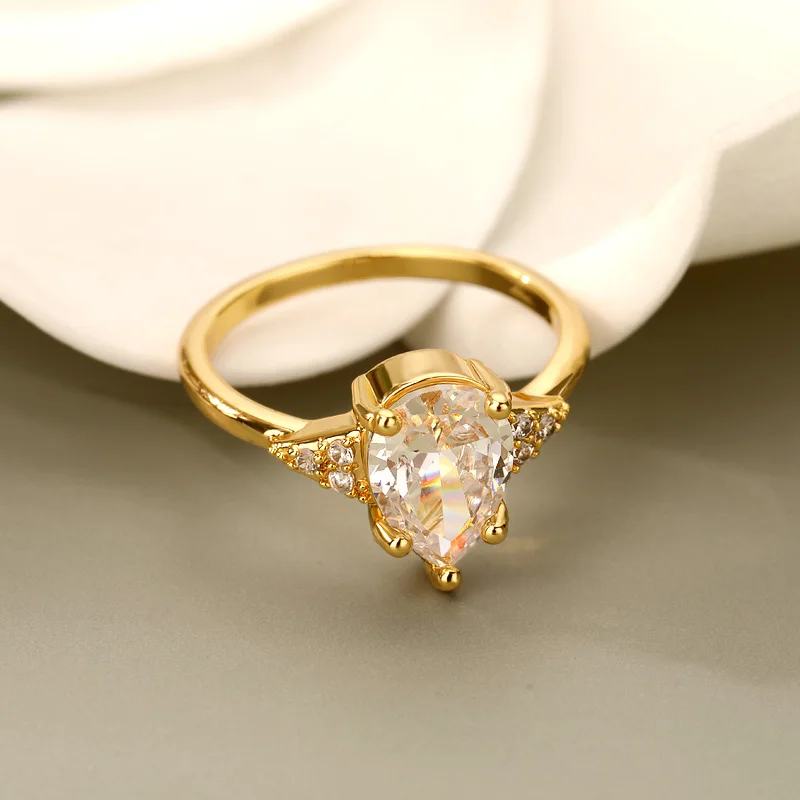 

2021 Romantic Simple Zircon Metal Rings For Women Fashion Cute Wedding Gold Color Ring For Women Party Jewelry Gift Bijoux Femme