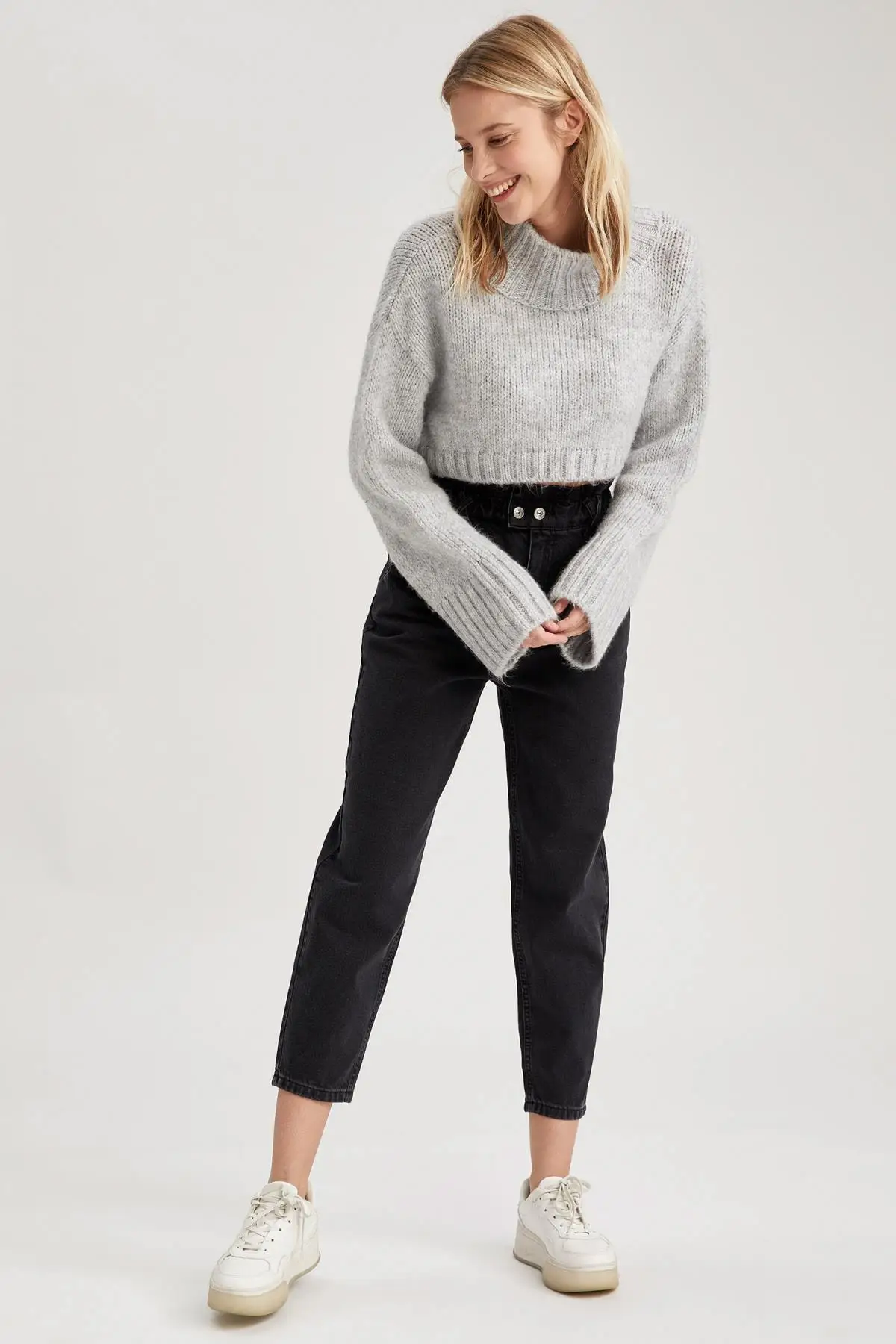 

Paperbag-Flushing Denim Pants