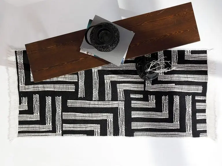 

Monochrome Pamuklu Kilim 120x180cm