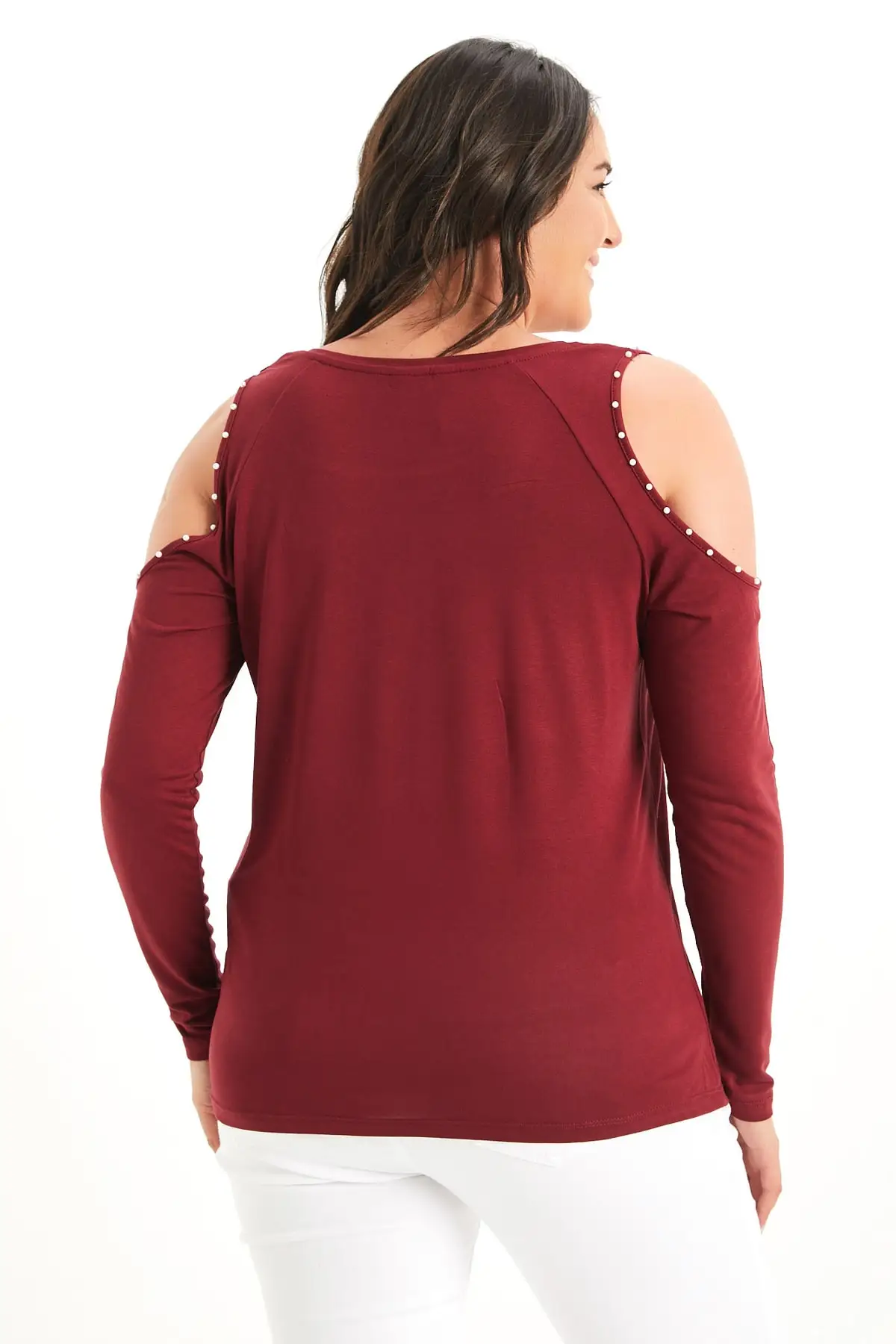 Женская блузка из вискозы Sans Textile с низким вырезом и жемчугом 26 N11506 |