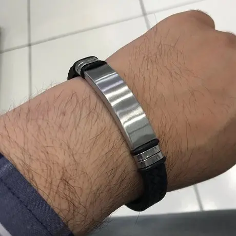 

Is Weave Pattern Leather Steel Male Imprint Wristband