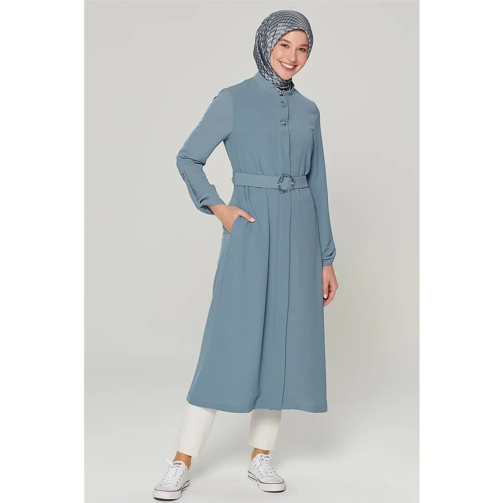 

İndigo Mavi Kemerli Kap Tesettür Dış Giyim Müslüman Moda