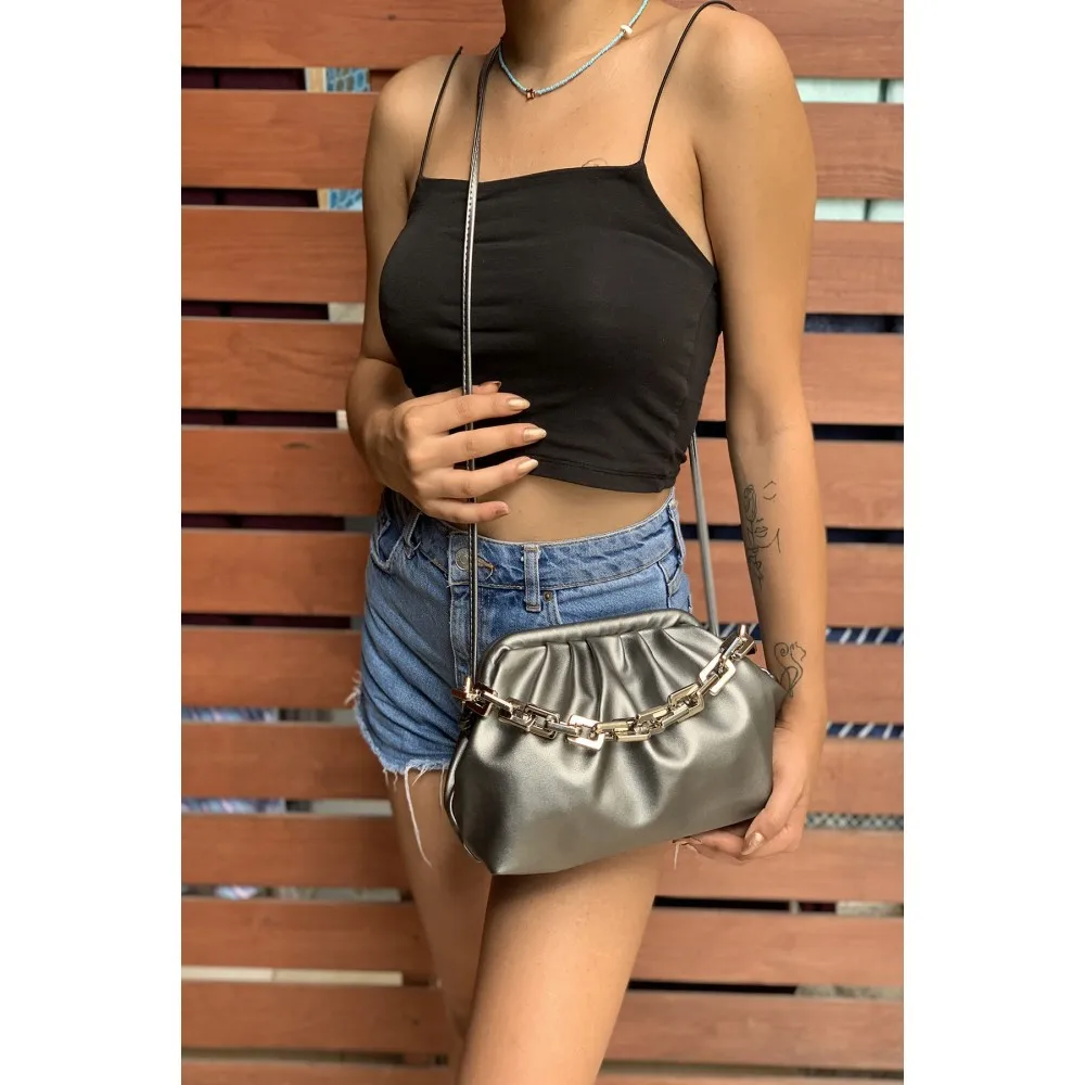 

Women's high quality style Trend Thick Chain Accessories Women's Shoulder Bag